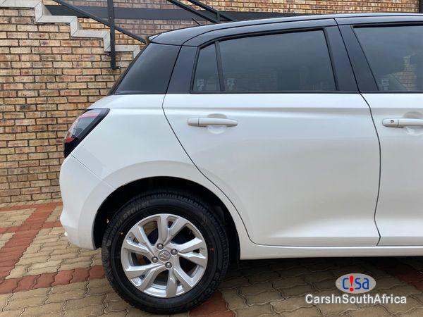 Suzuki Swift 1.2 GL+ Auto Automatic 2021 - image 2