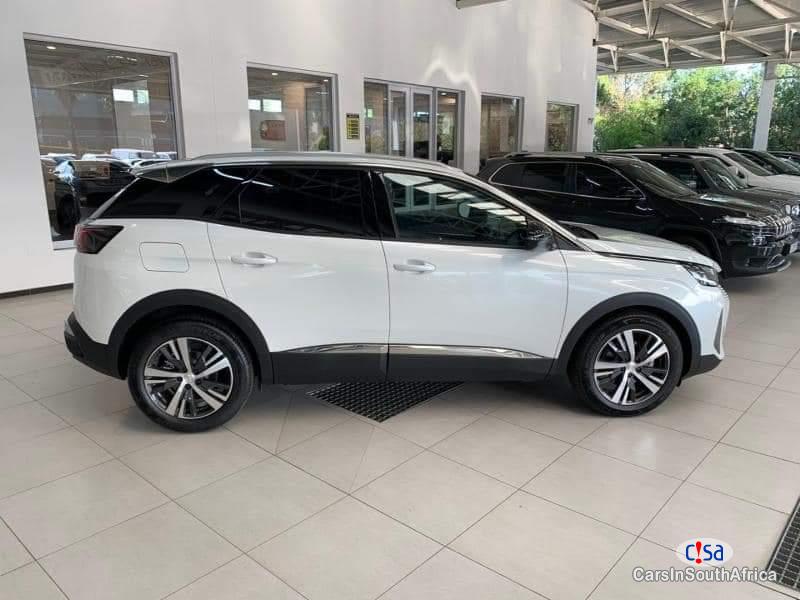 Peugeot 3008 Automatic 2023 - image 4