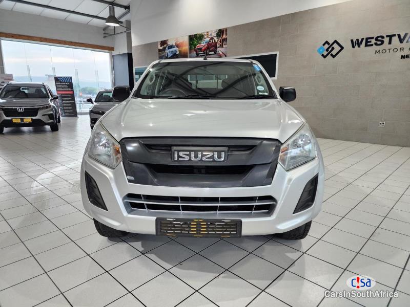 Picture of Isuzu KB250 0616417846 Manual 2019