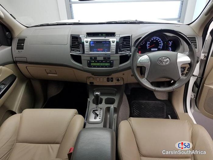 Toyota Fortuner Automatic 2014 - image 6