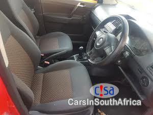 Volkswagen Polo Manual 2010 - image 8