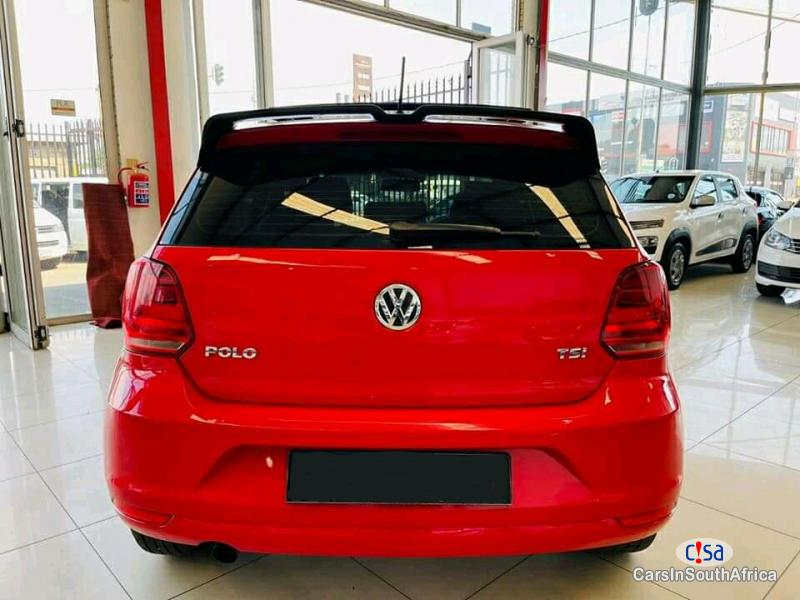 Volkswagen Polo 1.2 Manual 2015 - image 2