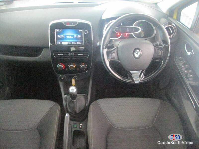 Renault Clio Automatic 2014 in South Africa