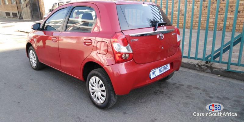 Toyota Etios 1.5 Manual 2015 - image 2