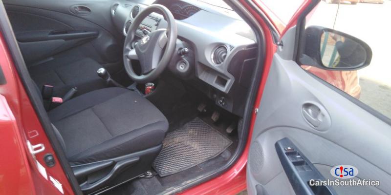 Toyota Etios 1.5 Manual 2015 - image 6