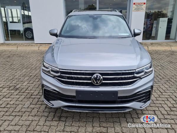 Pictures of Volkswagen Tiguan 3000 Automatic 2019