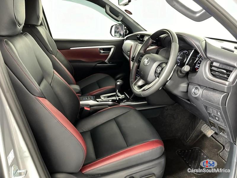 Toyota Fortuner Automatic 2023 - image 6