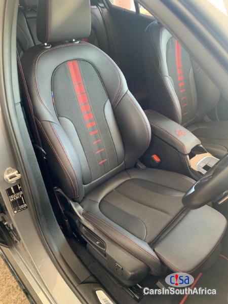 BMW 1-Series Automatic 2023 - image 2