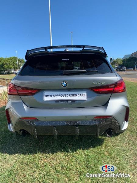 BMW 1-Series Automatic 2023 - image 6