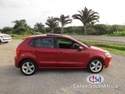 Volkswagen Polo Hatch 1.2 TSI Comfortline Manual 2016 - image 2