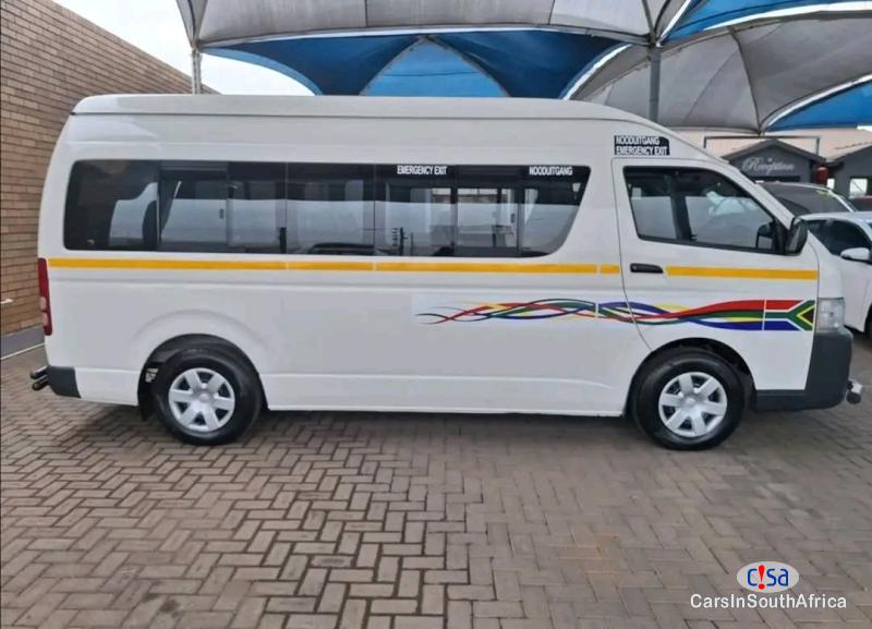 Toyota Quantum Bank Repossessed Toyota Quantum 2.5L Manual 2022 in Limpopo