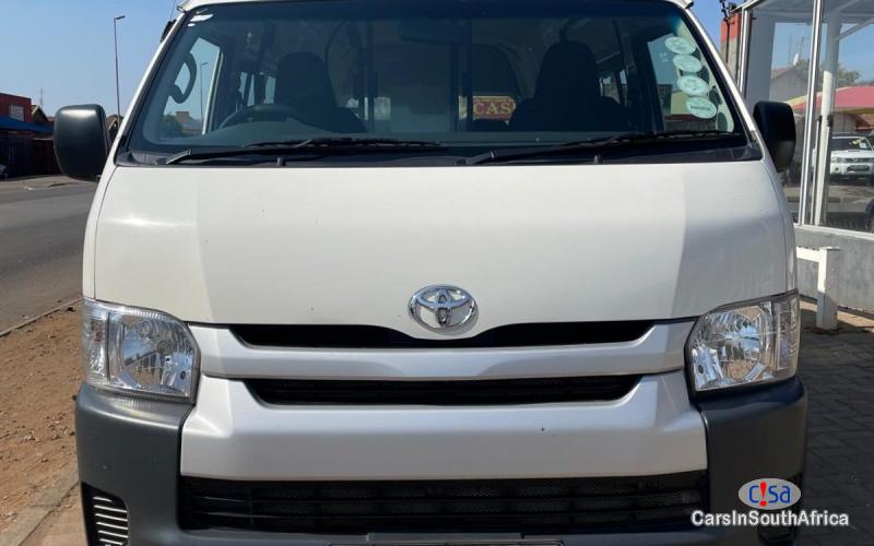 Toyota Quantum 2.5 Manual 2020 - image 5