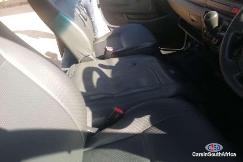 Toyota Quantum 2.7 Manual 2018 - image 10