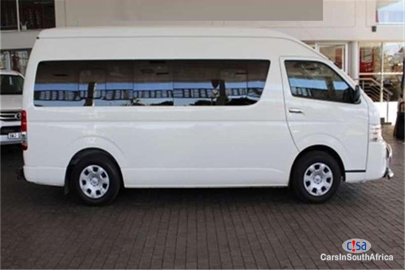 Toyota Quantum 2.5 Manual 2018 - image 4