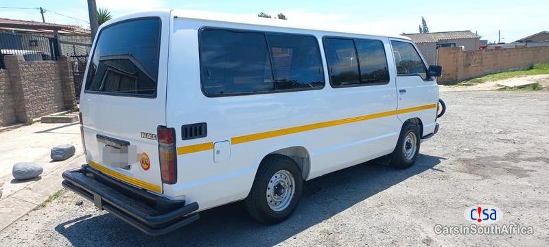 Toyota HiAce 2.2 Manual 2005 - image 12