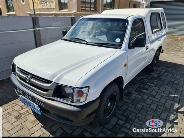 Picture of Toyota Hilux 2.4 Manual 1996 in South Africa