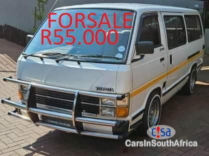 Pictures of Toyota HiAce 2.2 Manual 2007