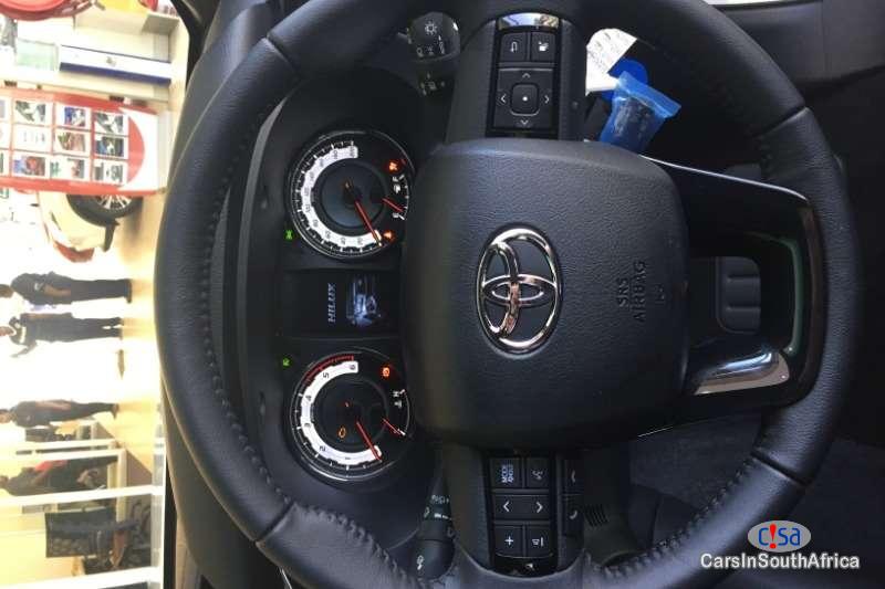 Toyota Hilux 2.8 Manual 2018 - image 2