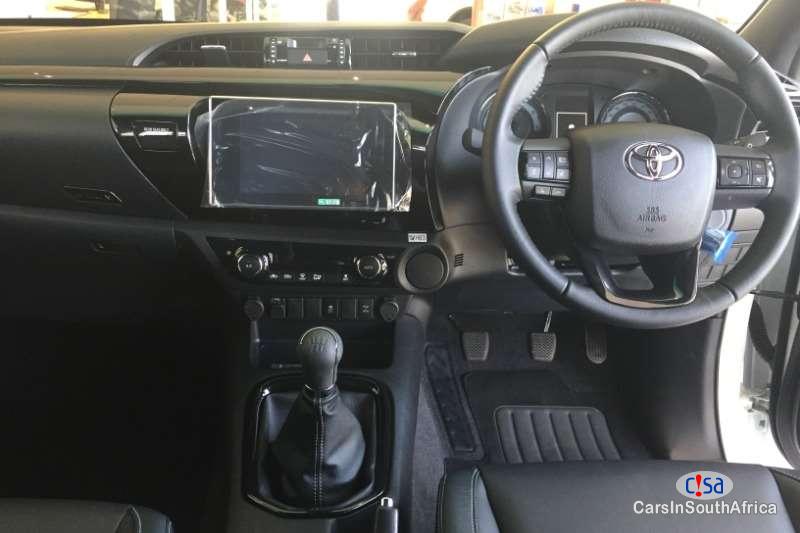 Toyota Hilux 2.8 Manual 2018 - image 3