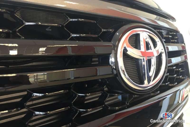 Toyota Hilux 2.8 Manual 2018 - image 9