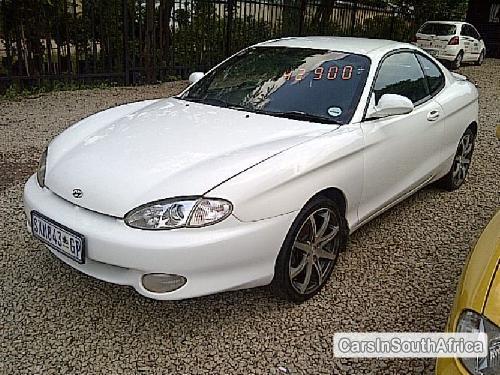 Pictures of Hyundai Elantra 1999