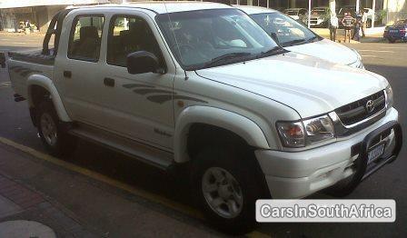 Pictures of Toyota Hilux Manual 2004
