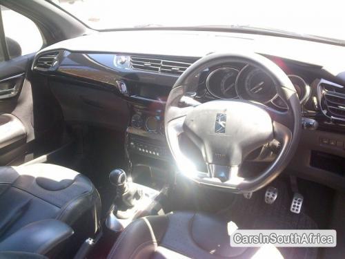 Picture of Citroen DS3 Manual 2010
