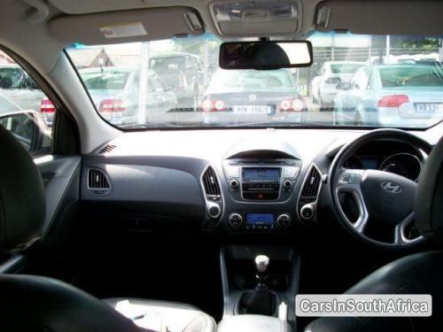 Picture of Hyundai ix35 Manual 2010