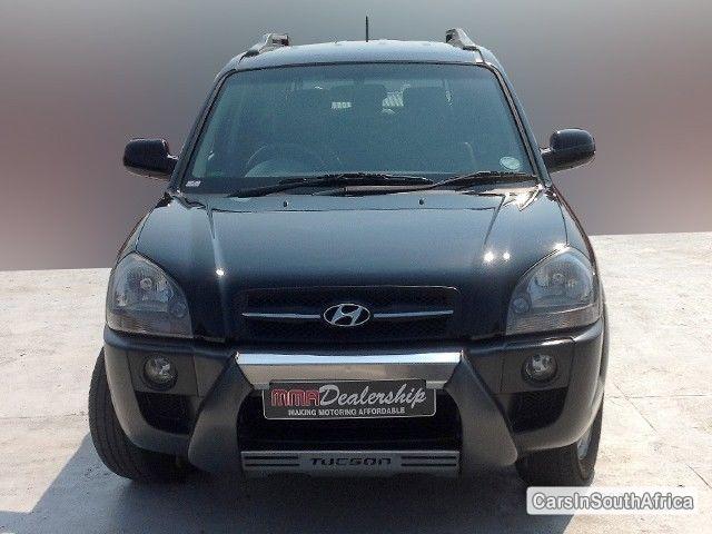 Pictures of Hyundai Tucson 2006