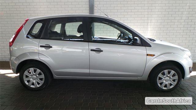 Picture of Ford Figo Manual 2015