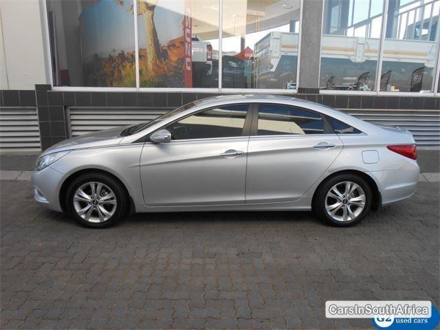 Picture of Hyundai Sonata Automatic 2012