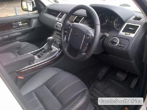 Land Rover Range Rover 2010 - image 2