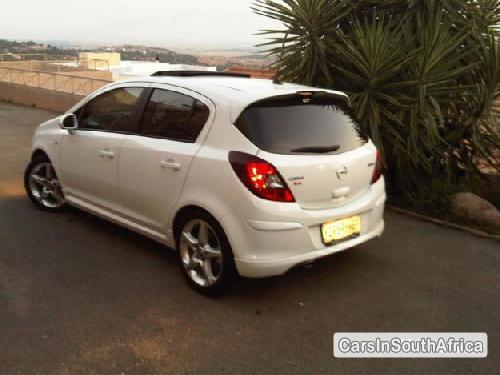 Opel Corsa 2009 - image 2