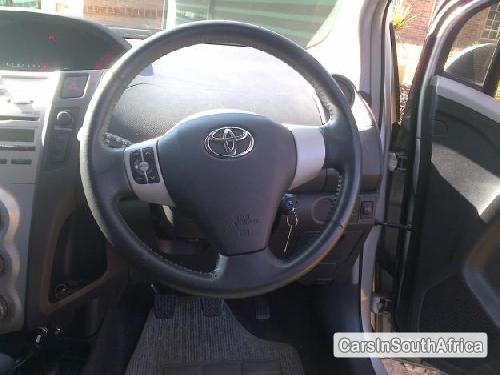 Toyota Yaris Manual 2006