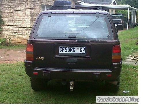 Jeep Grand Cherokee 1998 - image 2