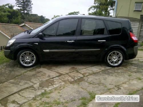 Renault Grand Scenic 2005 - image 2