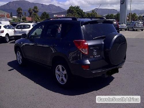 Toyota RAV-4 2008 - image 2