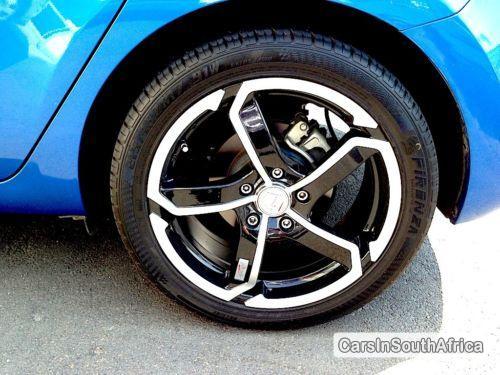 Hyundai i30 Manual 2010 - image 2