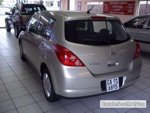 Nissan Tiida Manual 2011