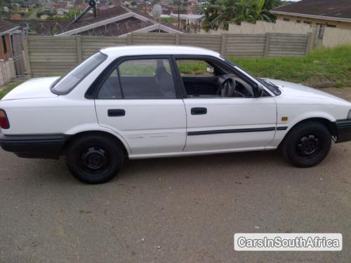 Toyota Corolla Manual 1994 - image 2