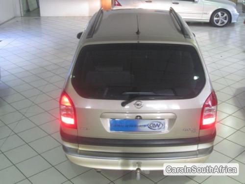 Opel Zafira Automatic 2004 - image 2