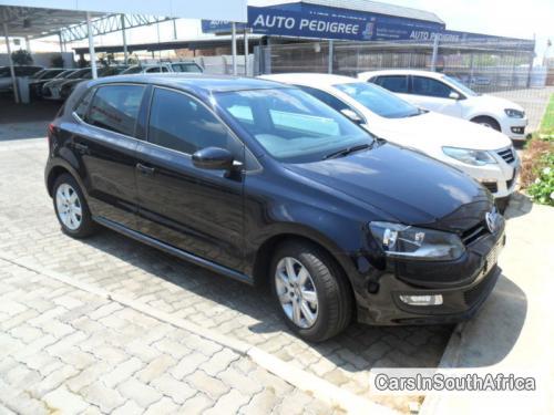 Volkswagen Polo Manual 2014 - image 2