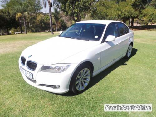 BMW 3-Series Automatic 2011 - image 2