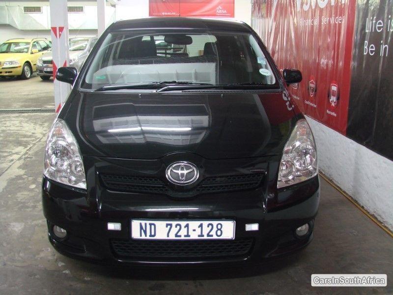 Toyota Verso Manual 2008 - image 2