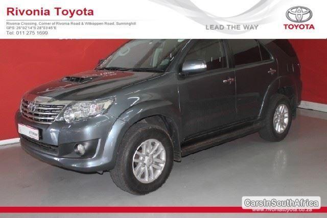 Toyota Fortuner Manual 2014