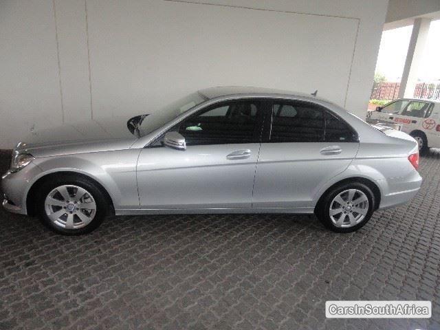 Mercedes Benz C-Class Automatic 2013 - image 2