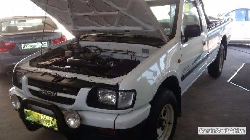 Isuzu KB Series Manual