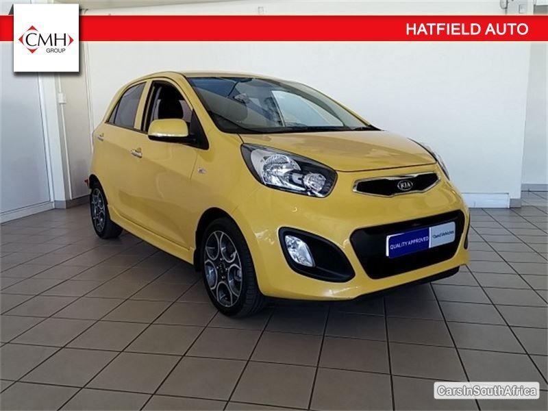 Kia Picanto Manual 2012 - image 2