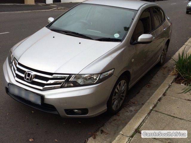 Honda Ballade Manual 2013 - image 2