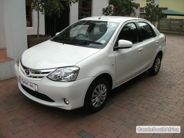 Toyota Etios Manual 2013 - image 2